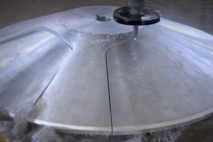 Taglio alluminio particolare in 3D